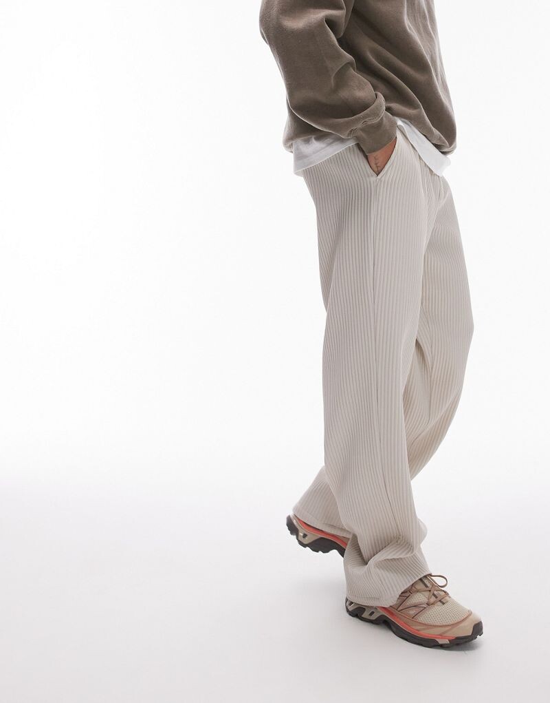 

Светло-серые плиссированные брюки Topman