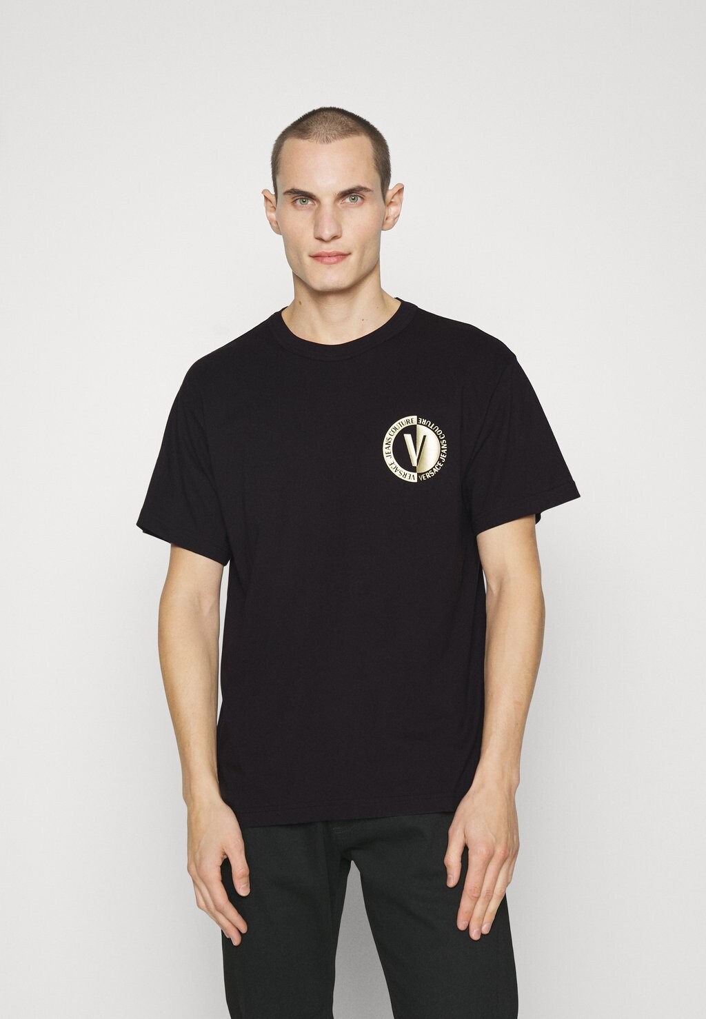 

Футболка с принтом Versace Jeans Couture, черный