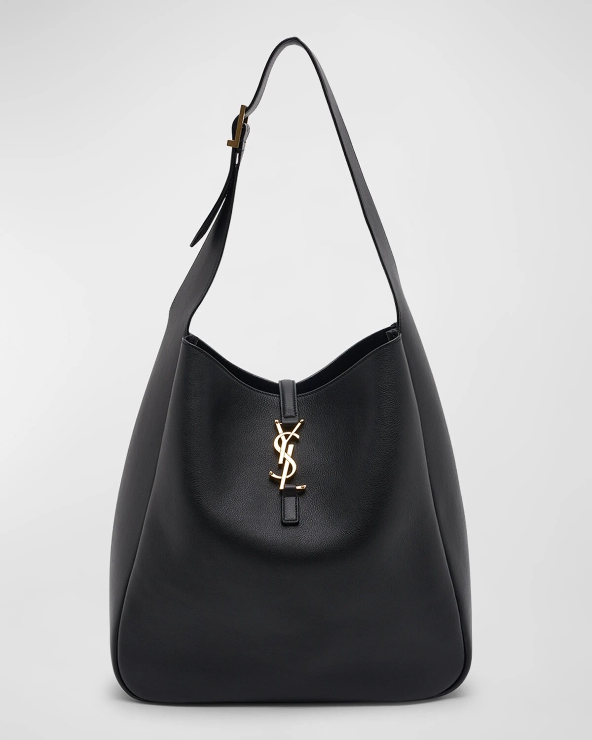 

Большая сумка-хобо Le 5A7 YSL из гладкой кожи Saint Laurent, цвет Nero