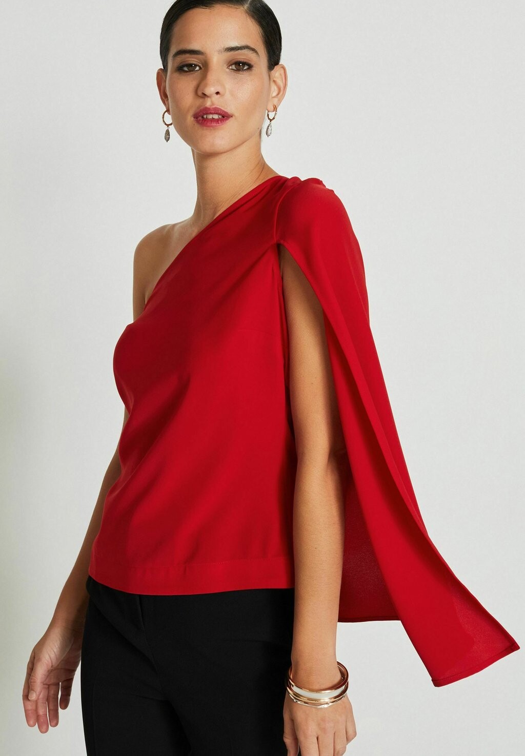 

Блузка ONE SHOULDER SLEEVE Next, цвет red
