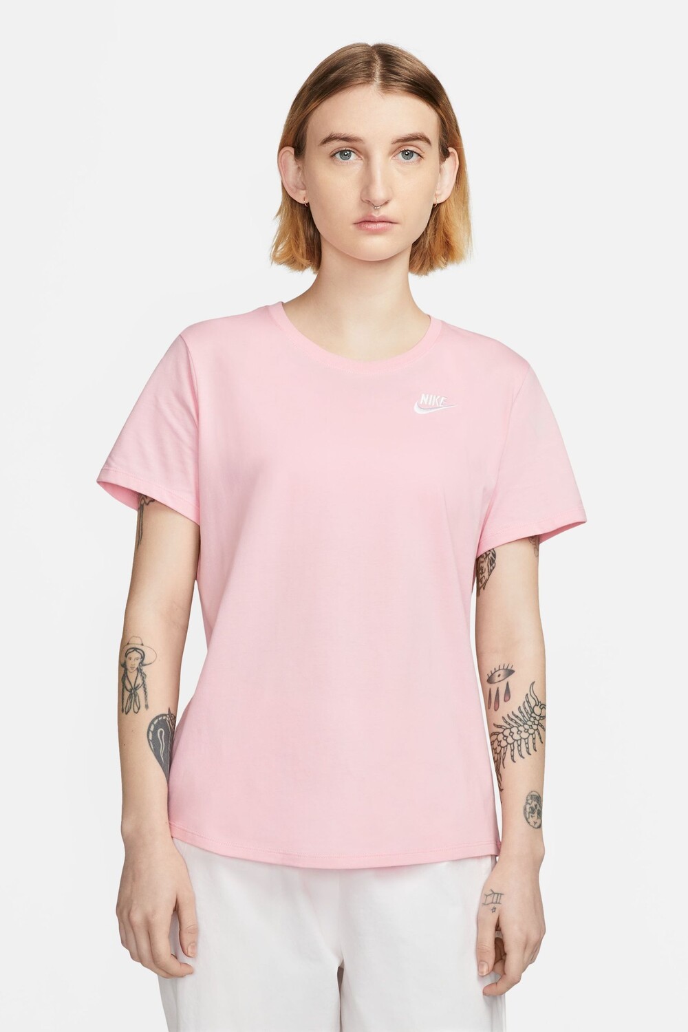 

Футболка Club Essentials Nike, красный