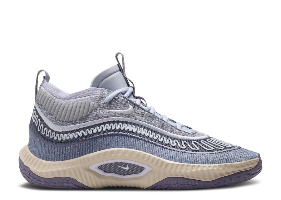 

Кроссовки Nike Cosmic Unity 3, цвет Be True To Her School