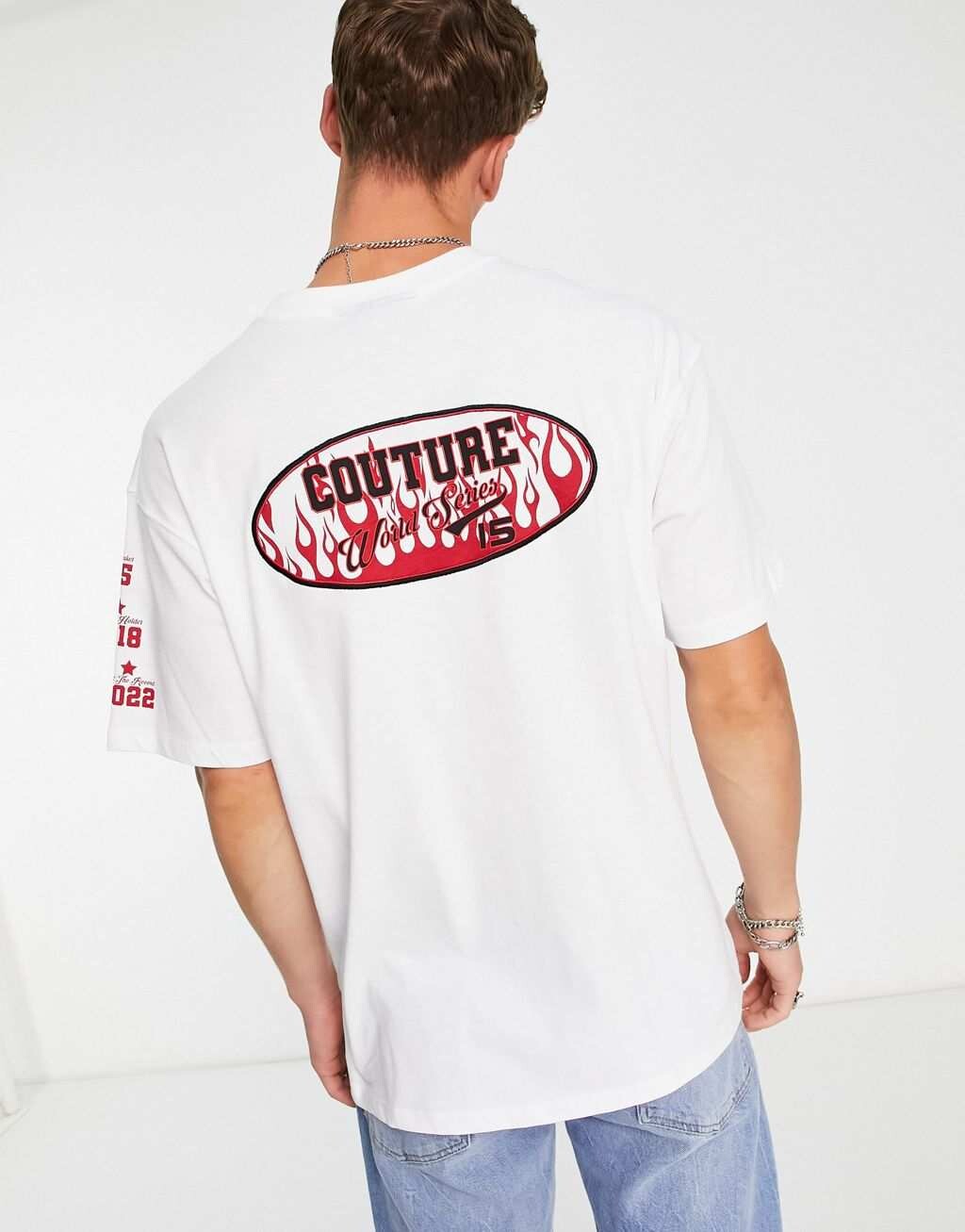 

Футболка с логотипом гонщика The Couture Club