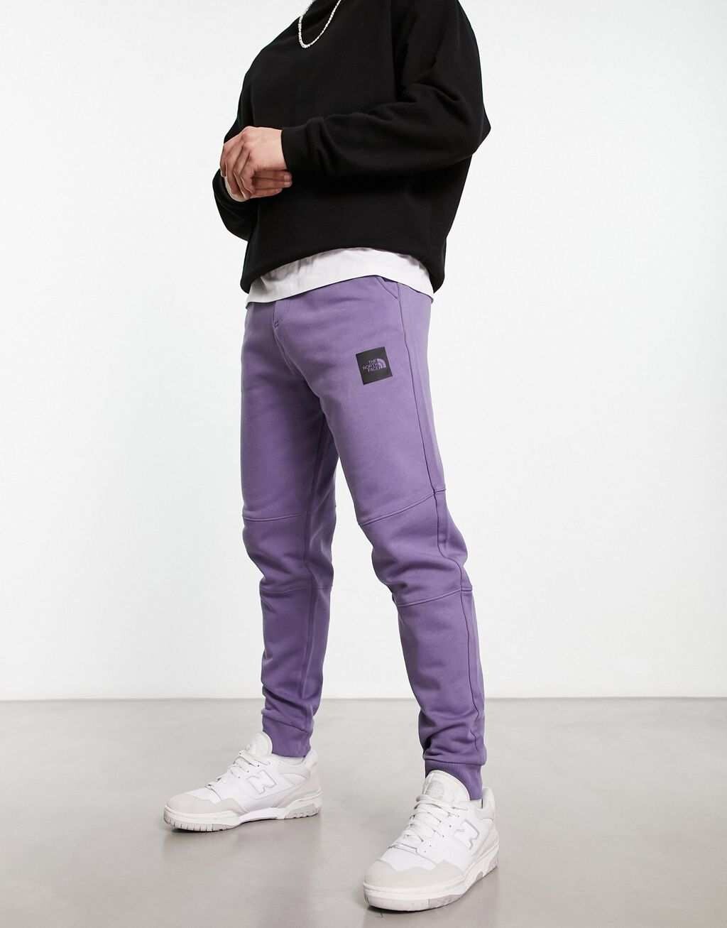

Фиолетовые флисовые джоггеры The North Face Fine