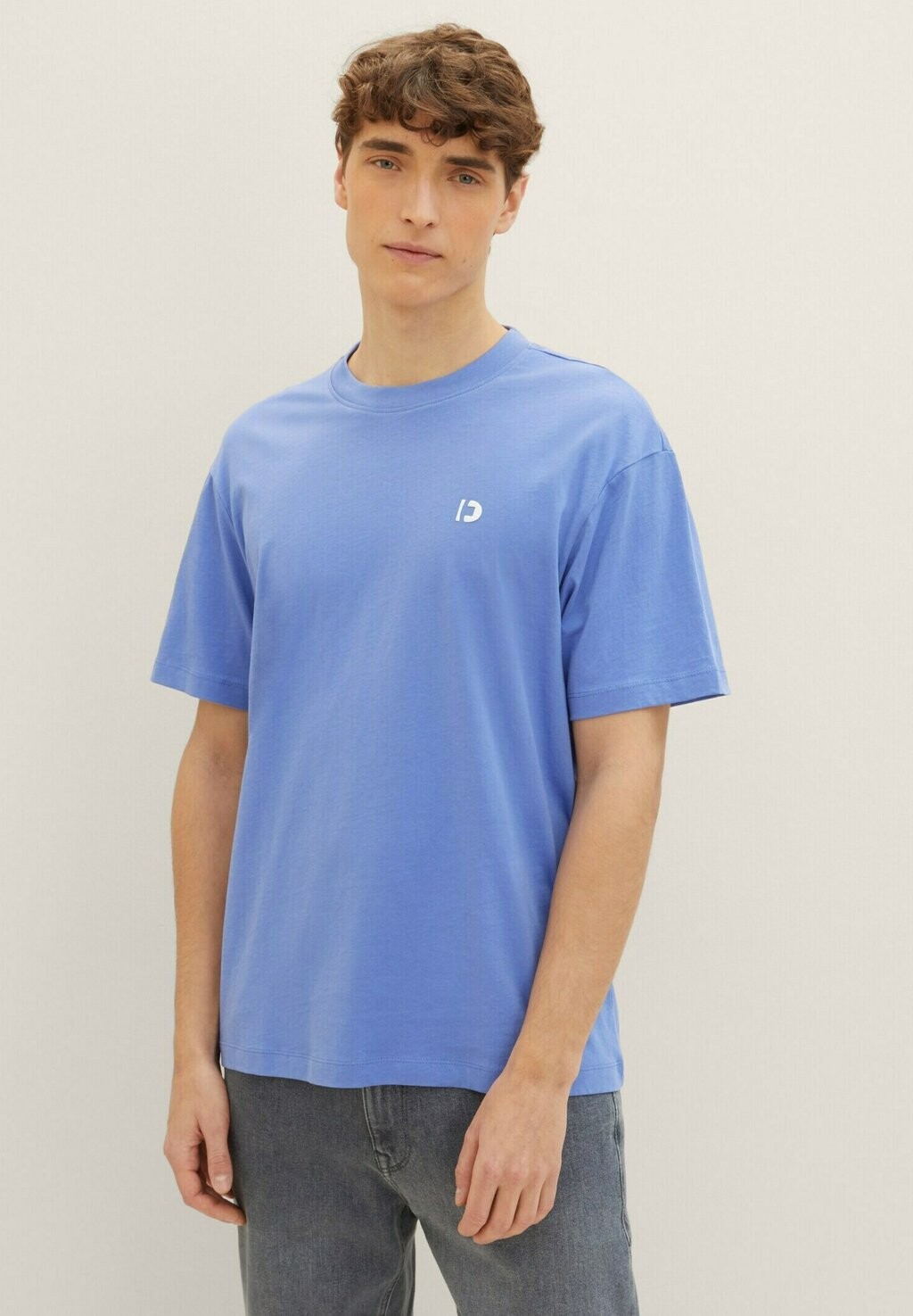 

Футболка базовая RELAXED TOM TAILOR DENIM, цвет blueberry blue