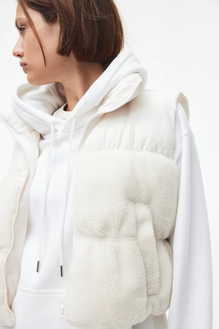 

Стеганый жилет H&M, бежевый