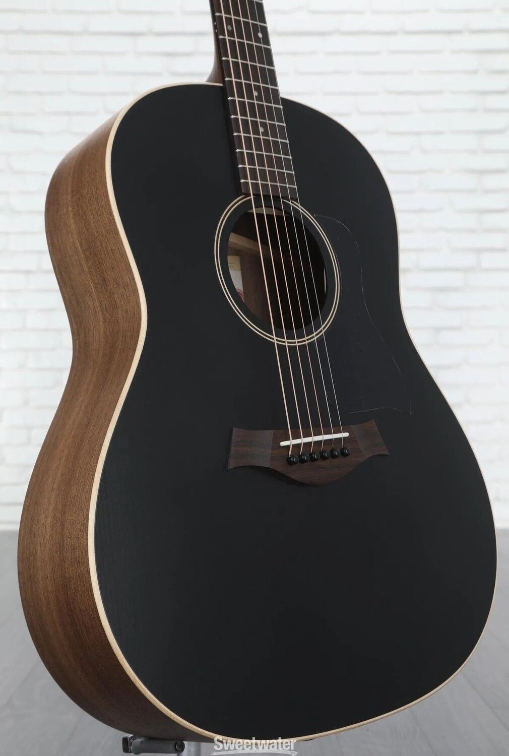 

Акустическая гитара Taylor American Dream AD17 Walnut - Blacktop