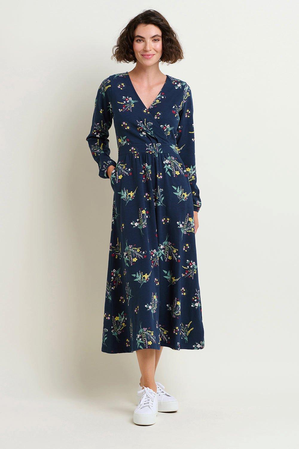 Платье макси с запахом Spring Bunches Brakeburn, темно-синий женское кимоно с цветочным принтом в богемном стиле
