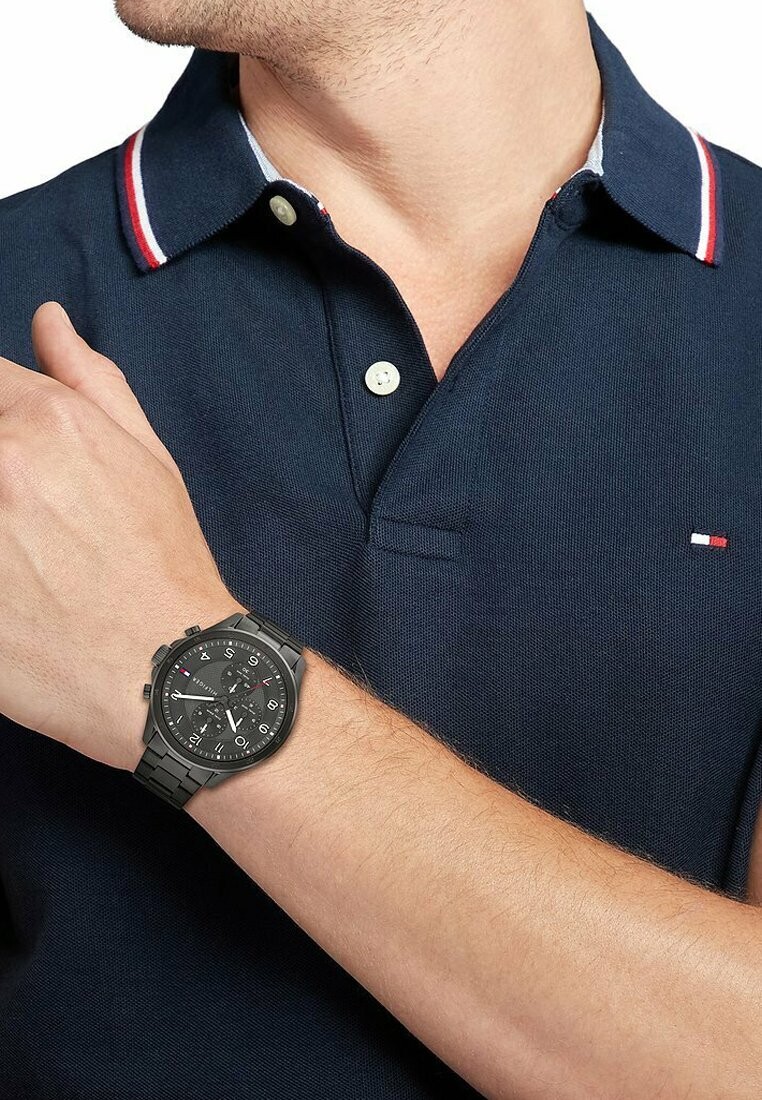 

Хронограф Tommy Hilfiger, цвет grau