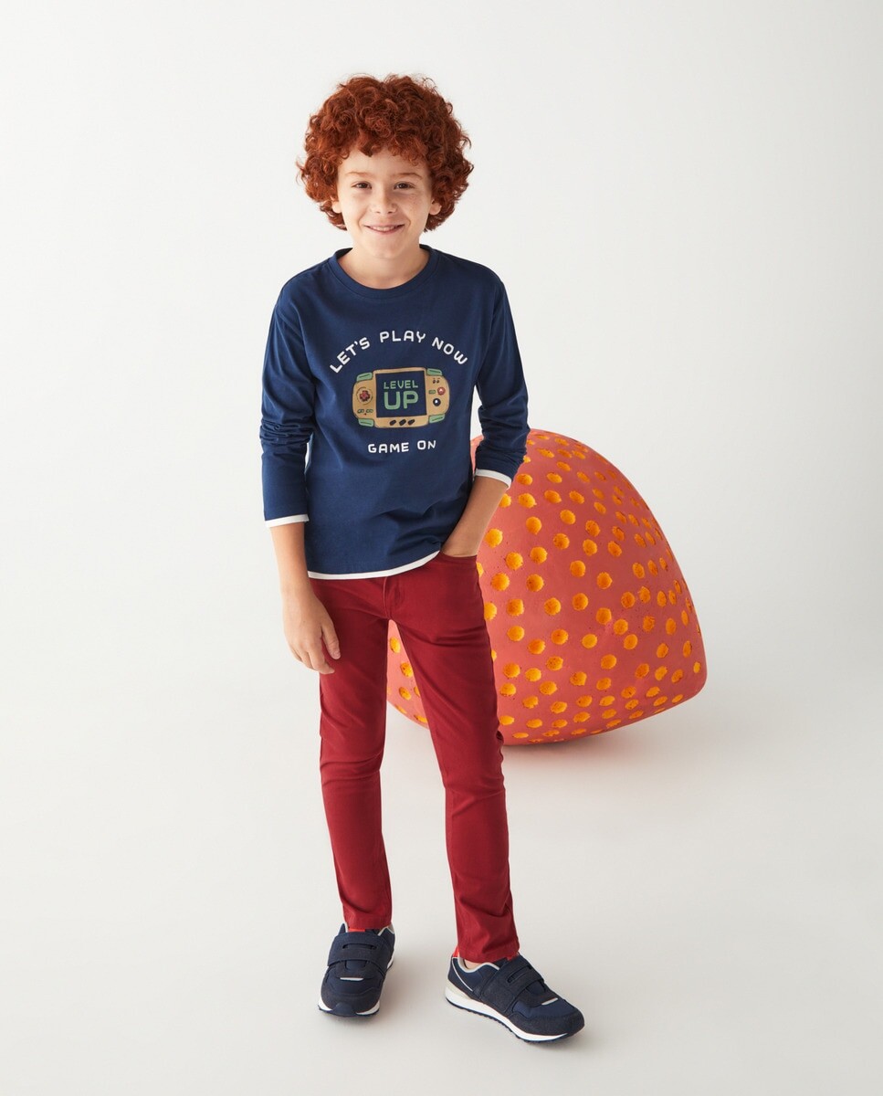 

Базовые брюки для мальчика с пятью карманами. Kids El Corte Inglés, гранат