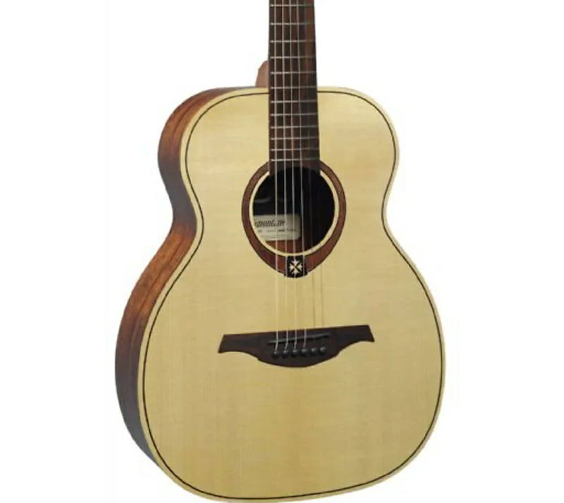 Акустическая гитара Lag TRAVEL-SP Tramontane Acoustic Travel Guitar. Natural Spruce акустическая гитара veston d 40 sp n дредноут цвет натуральный