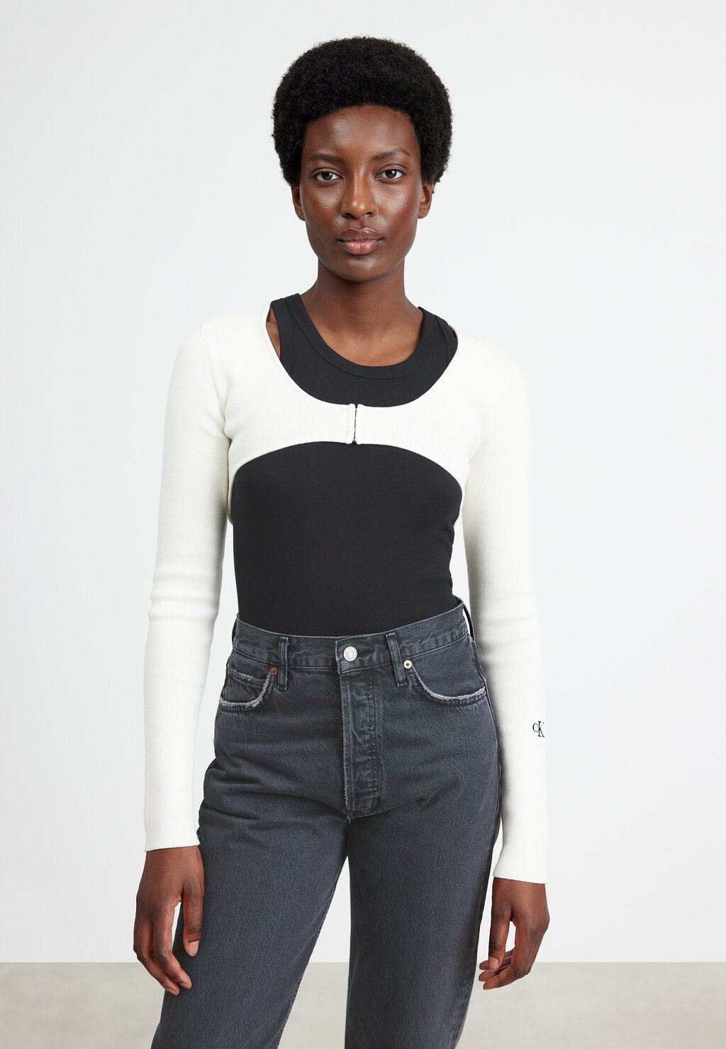 

Куртка Calvin Klein Jeans КАРДИГАН МИКРО, слоновая кость, Бежевый