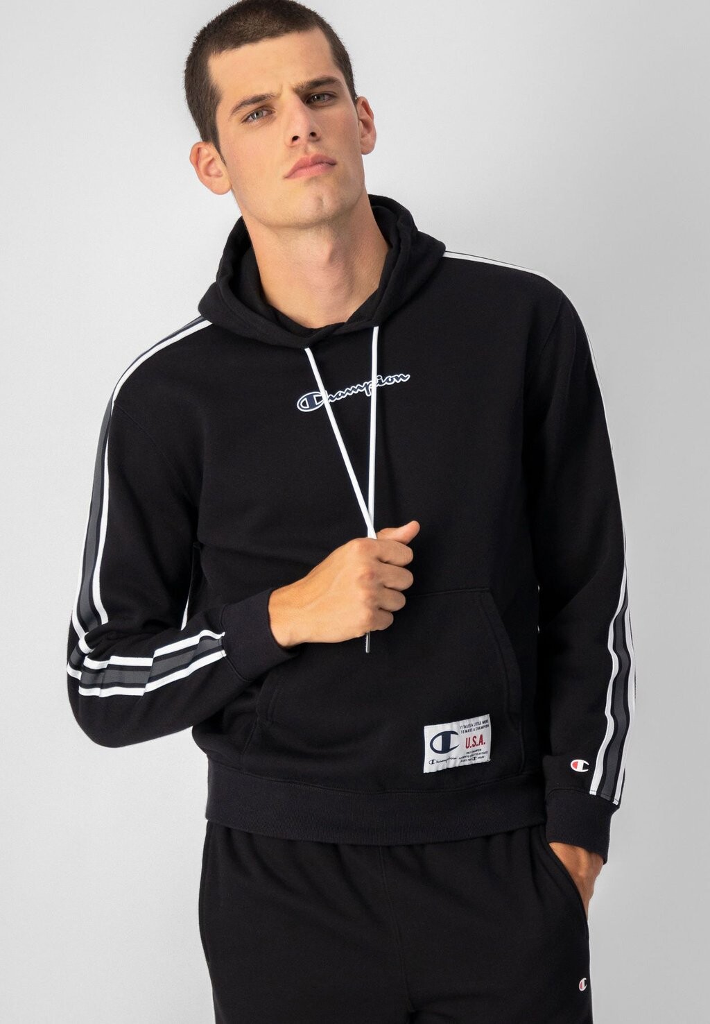 

Худи Champion