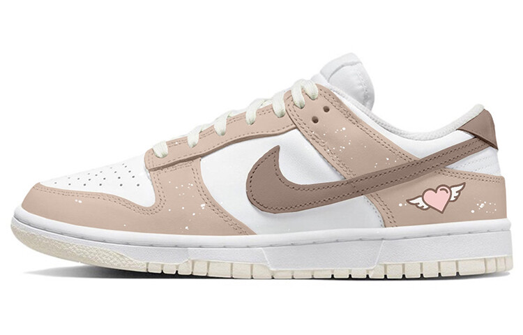 

Женские кроссовки для скейтбординга Nike Dunk