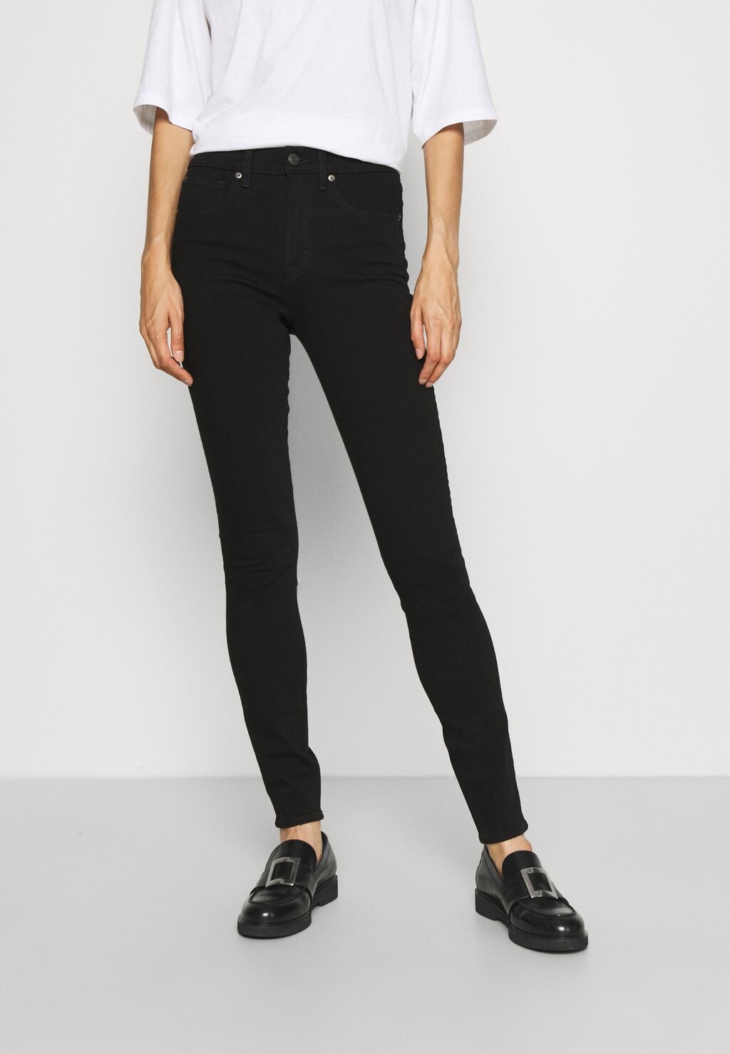 

Джинсы Skinny Fit GAP