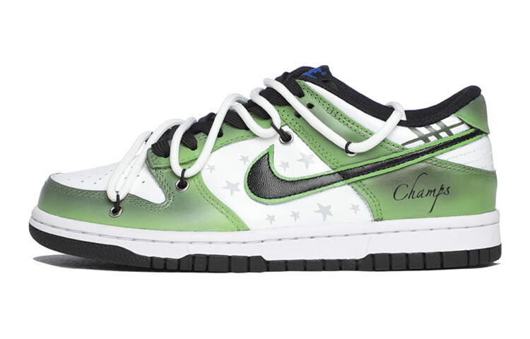 

Женские кроссовки для скейтбординга Nike Dunk