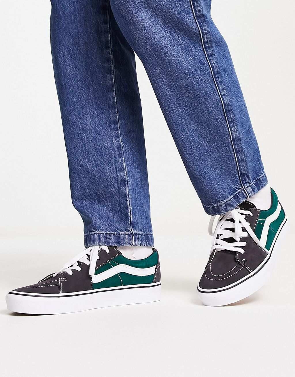 

Зеленые кроссовки Vans SK8-Low
