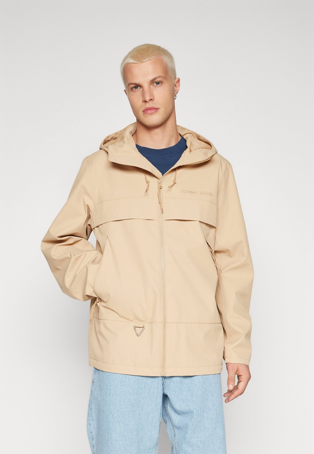 

Легкая куртка OUTDOOR CHICAGO Tommy Jeans, цвет tawny sand
