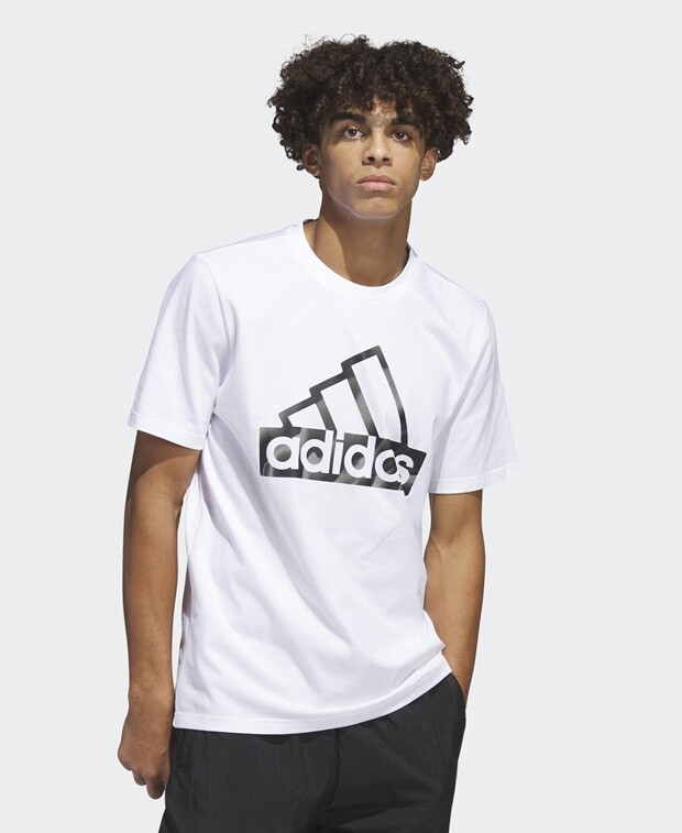 

Футболка adidas Sportswear, белый