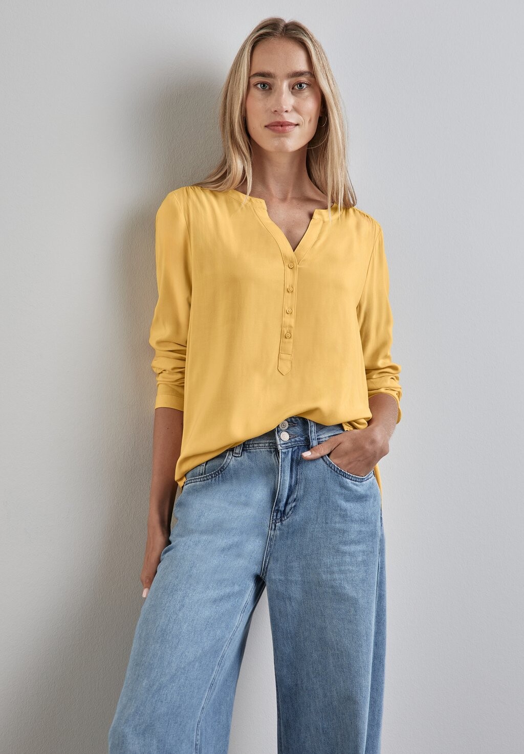 

Блуза BASIC IN UNIFARBE Street One, желтый