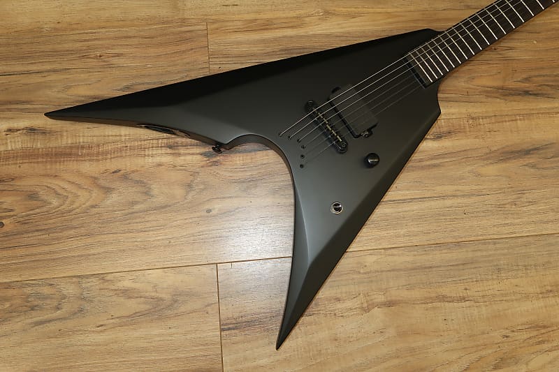 the black arrow Электрогитара ESP LTD Black Metal Arrow 2021 - Black Satin