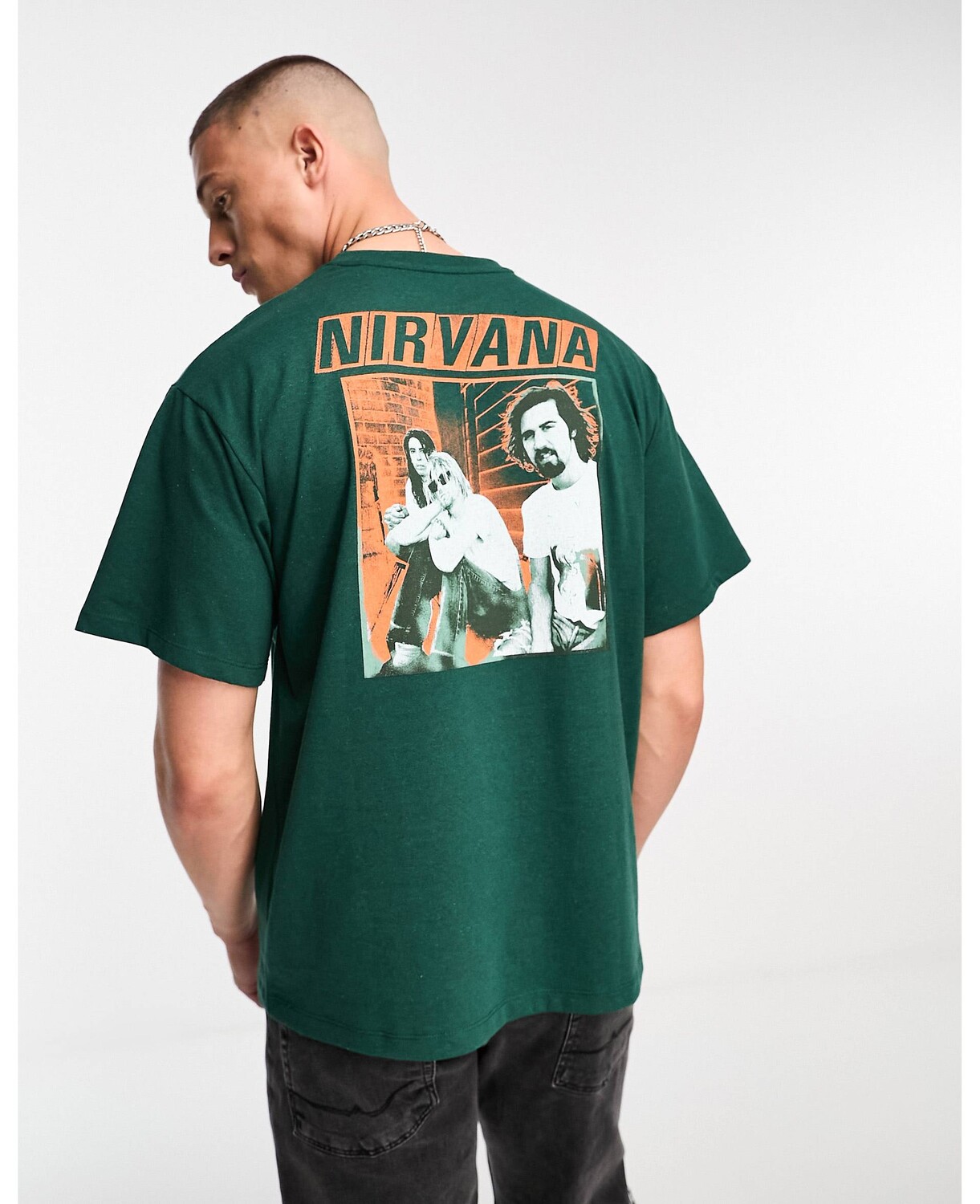 

Зеленая футболка с принтом Pull&Bear Nirvana