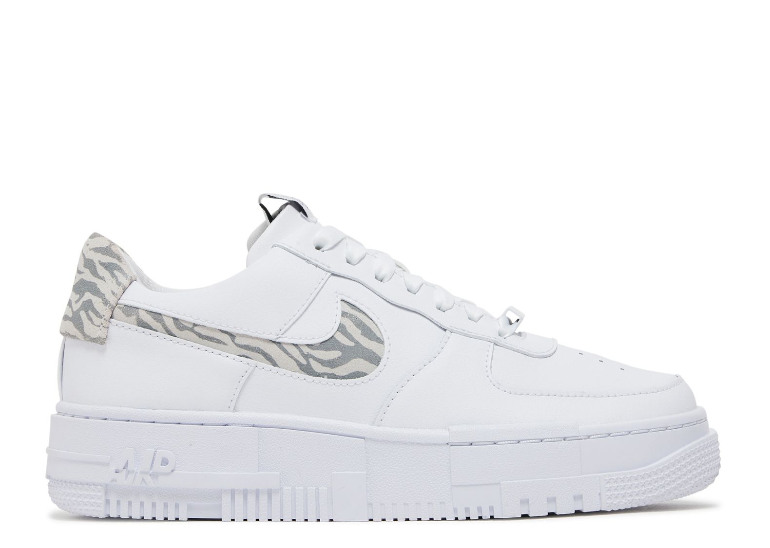 

Кроссовки Nike Wmns Air Force 1 Pixel Se 'Zebra', белый