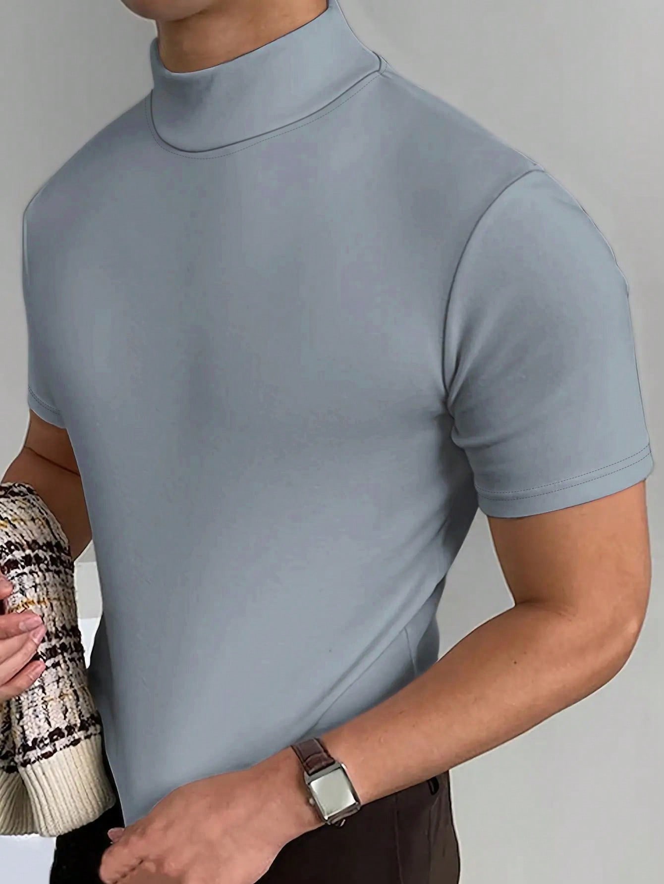 Мужская однотонная футболка с воротником-стойкой и коротким рукавом, пыльный фиолетовый куртка мужская приталенная однотонная с воротником стойкой 2022