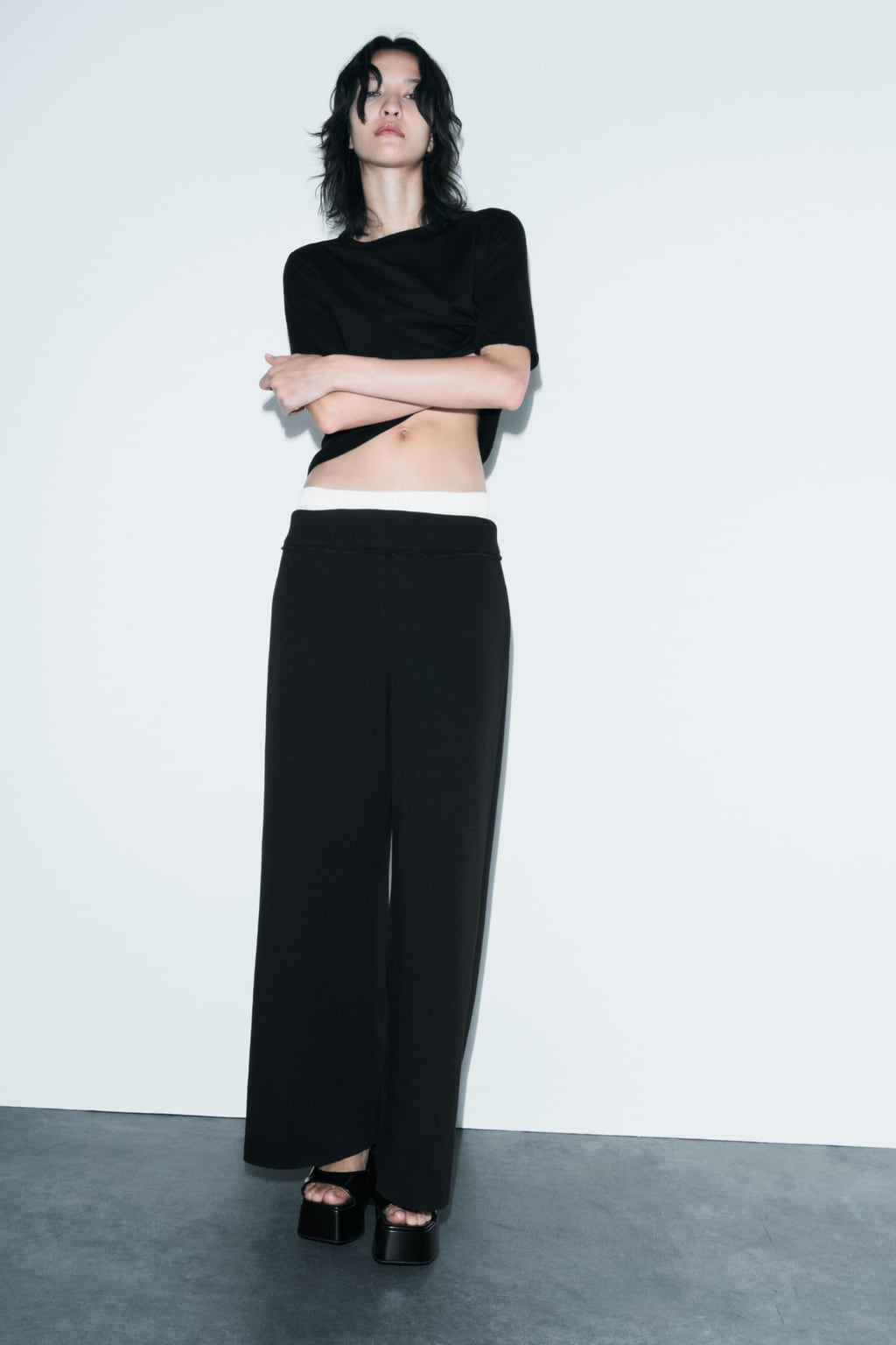 

Супимахлопковая футболка ZARA, черный