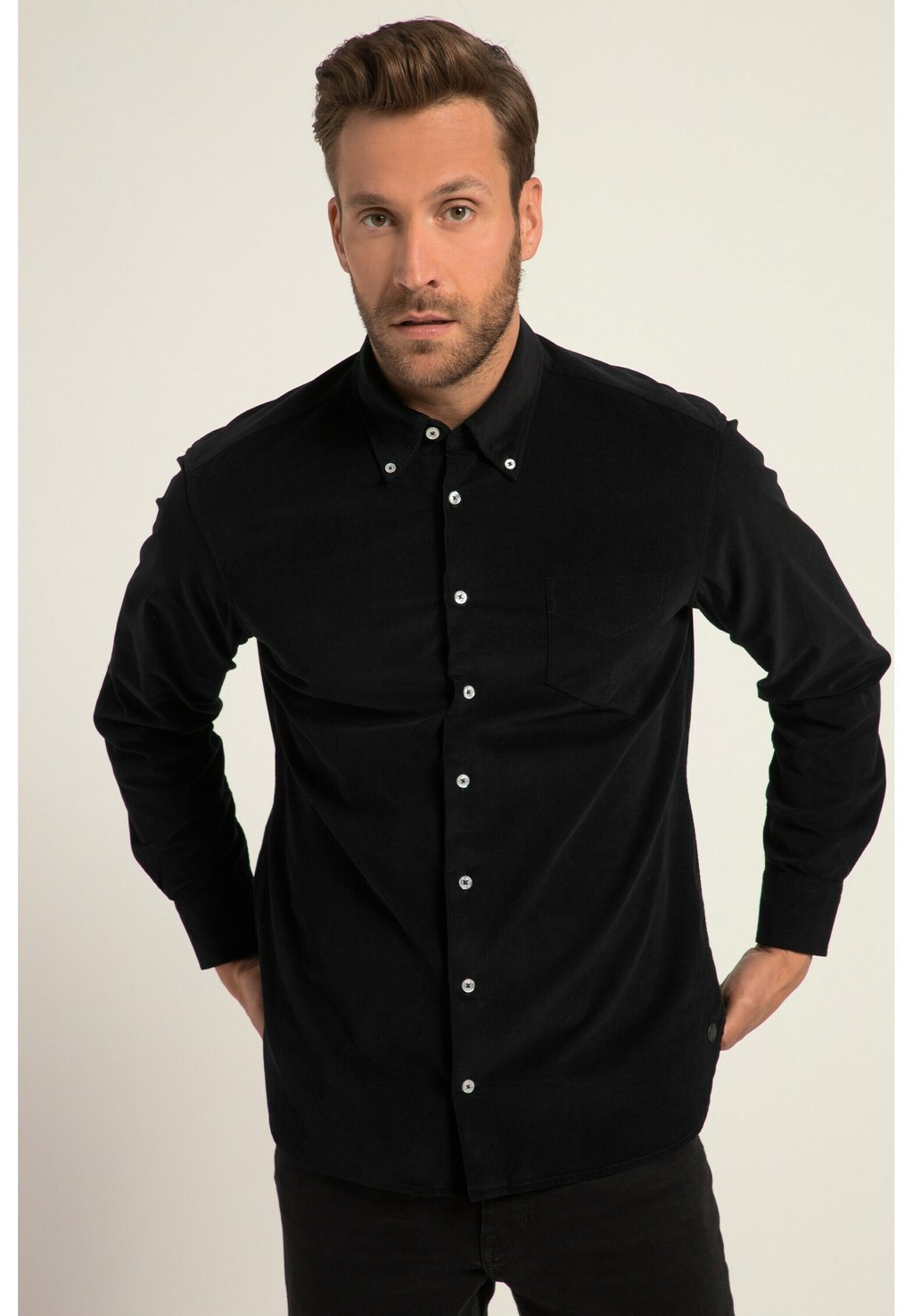 Рубашка LANGARM BUTTONDOWN KRAGEN MODERN FIT BIS JP1880, цвет schwarz