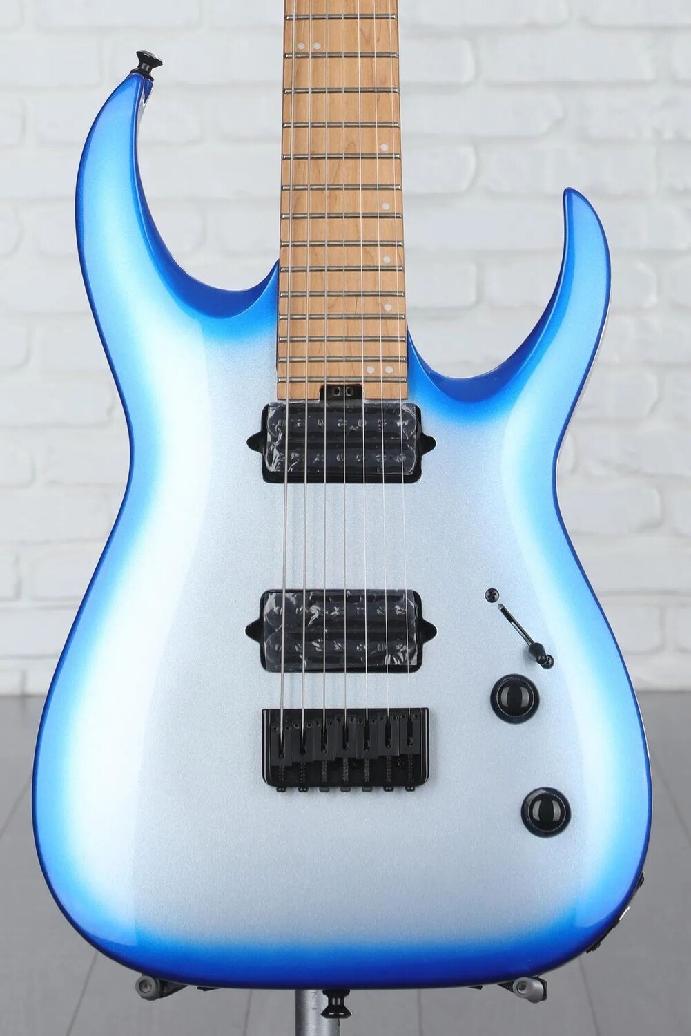 

Jackson Pro Series Signature Миша Мансур Джаггернаут HT7 — Blue Sky Burst