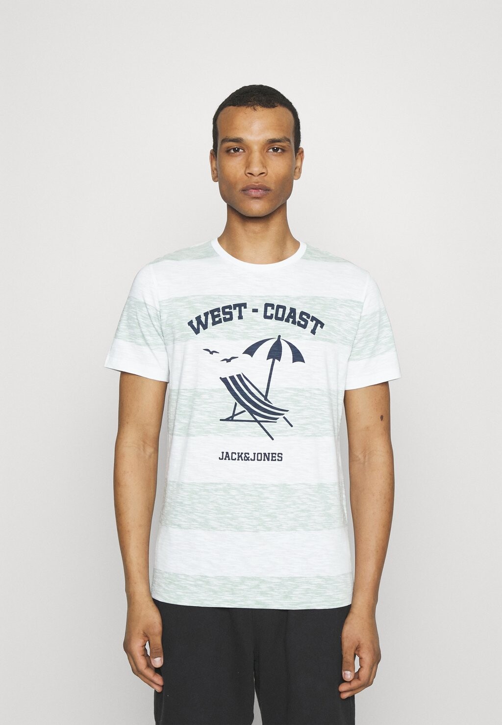 

Футболка с принтом Jack & Jones, зеленый