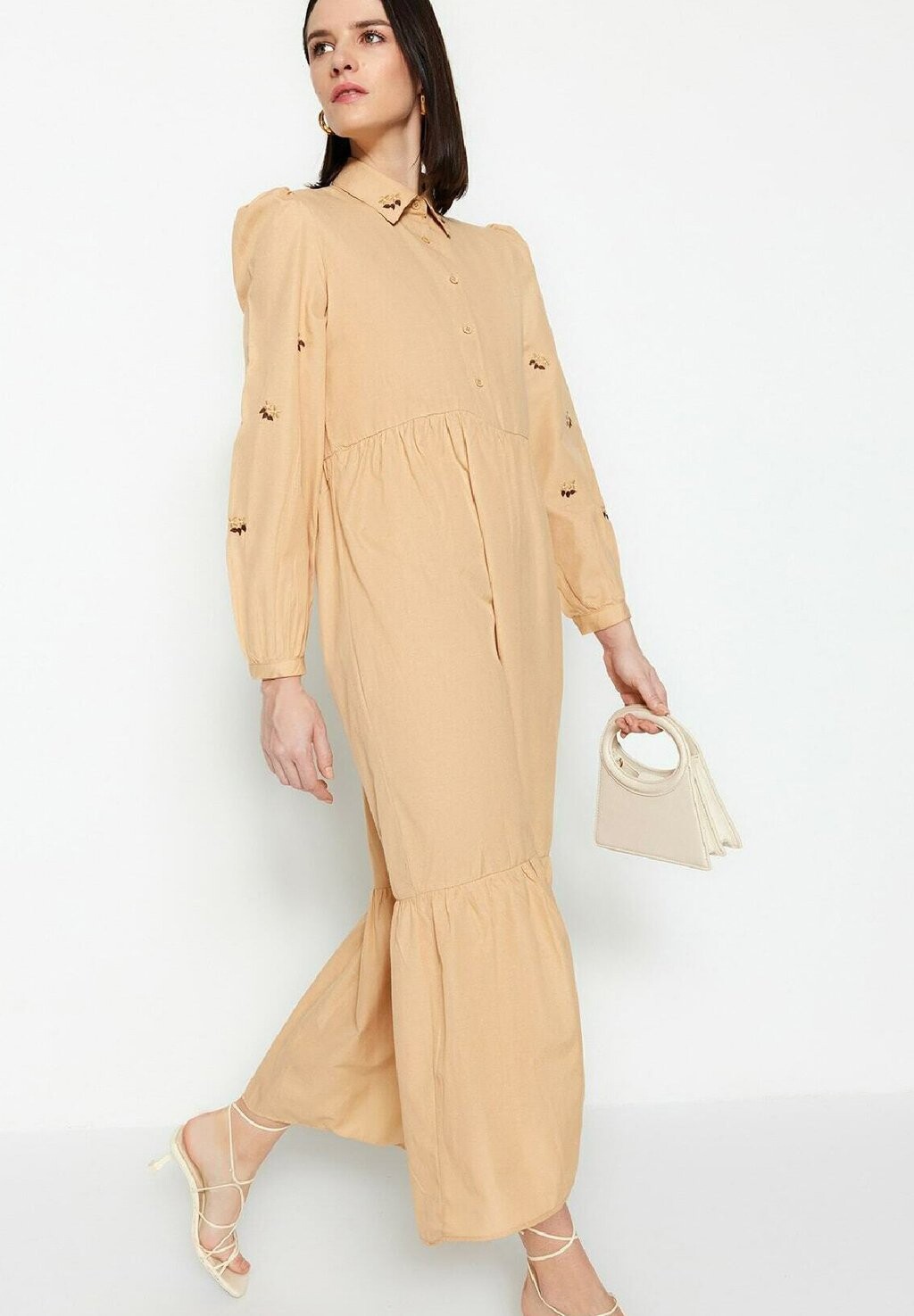 

Платье Trendyol Modest, коричневый