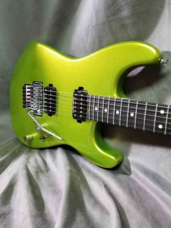 

Электрогитара Charvel Pro-Mod San Dimas Style 1 HH FR E Lime Green Metallic