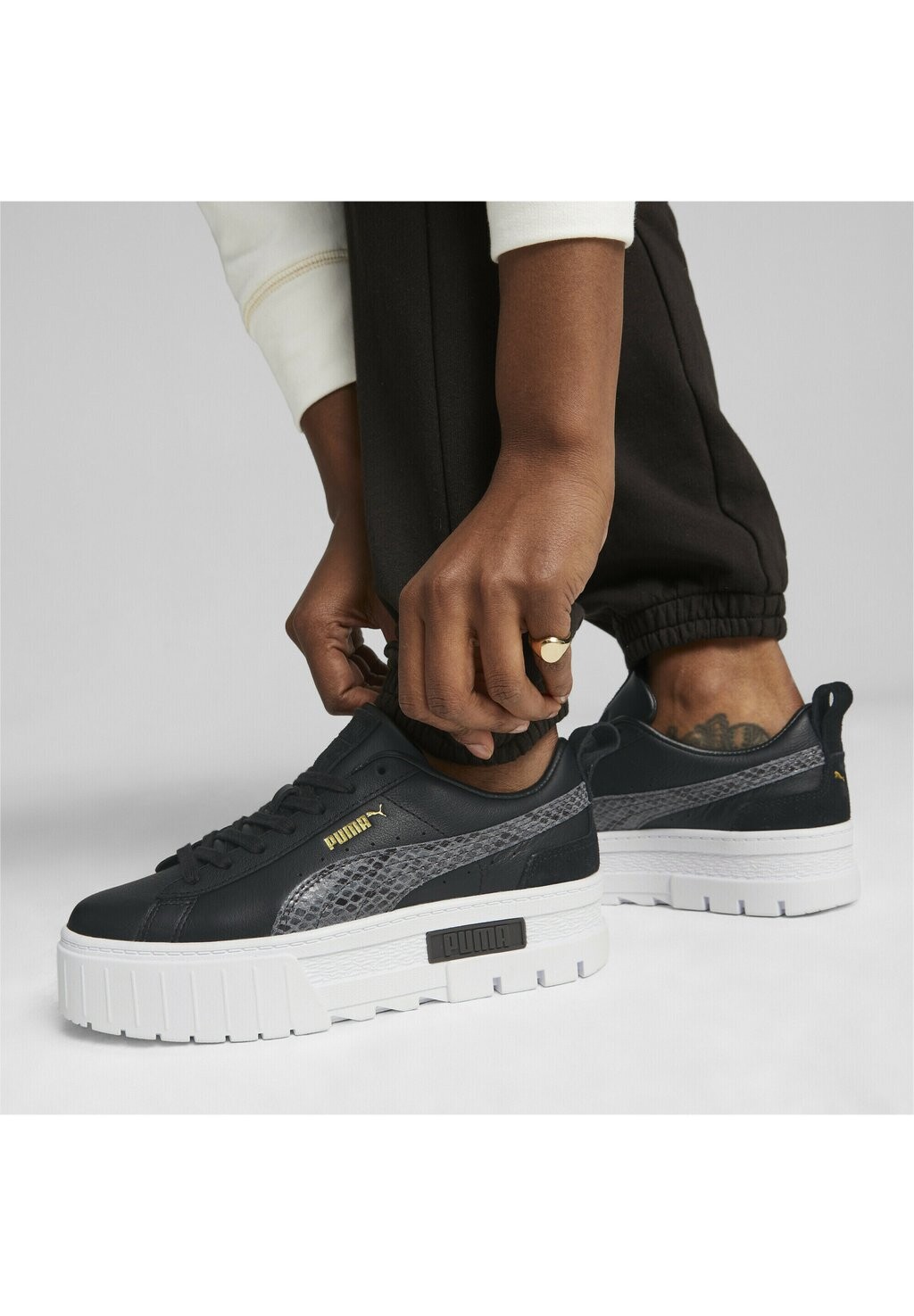 

Кроссовки Puma MAYZE LUXURY WNS, черный