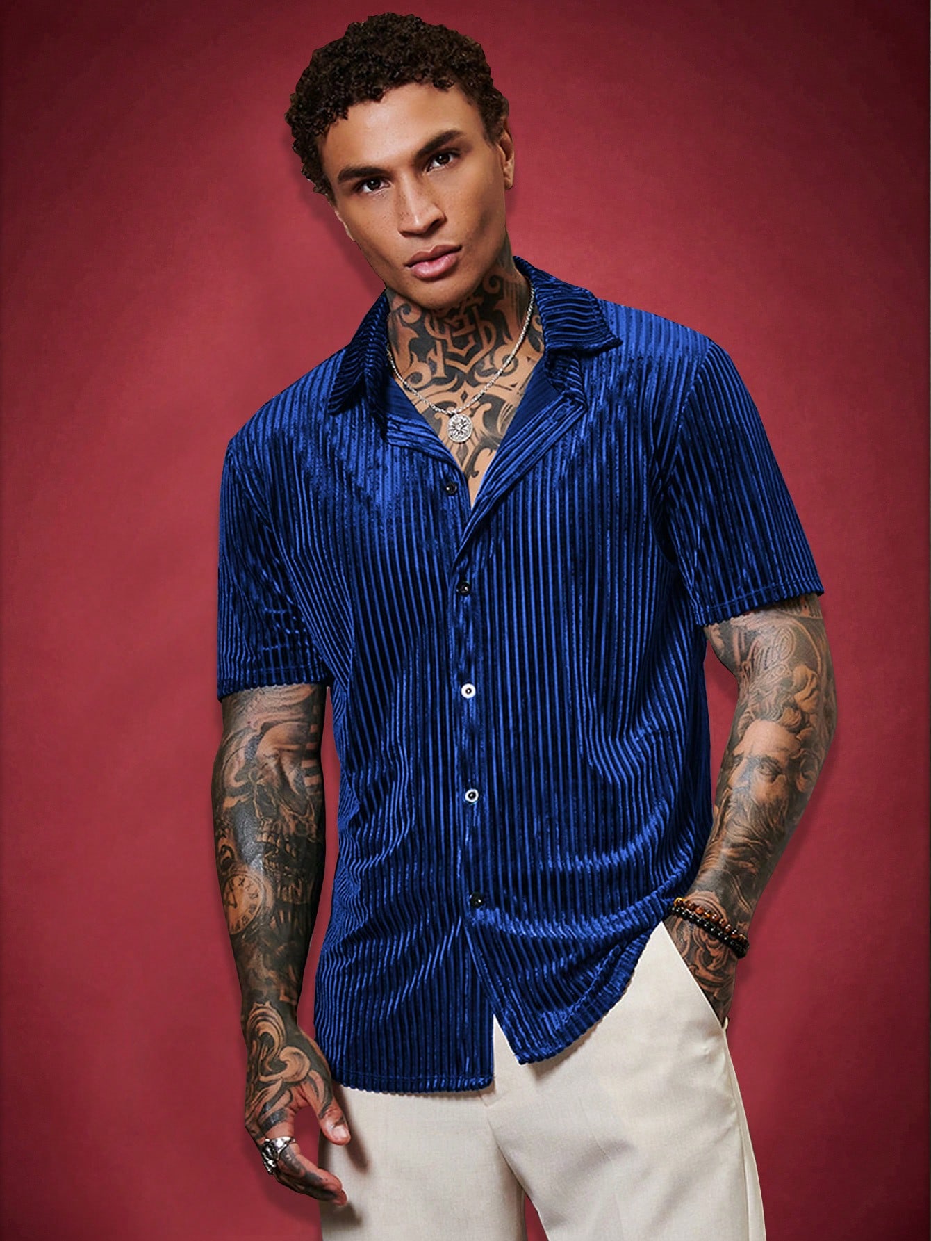 Мужская трикотажная повседневная рубашка Manfinity AFTRDRK с коротким рукавом и однобортной пуговицей, синий мужская повседневная тканая рубашка с длинными рукавами и рюшами manfinity aftrdrk коричневый