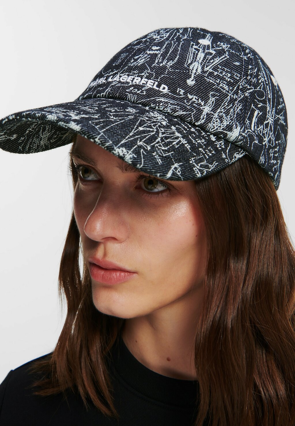 

Кепка ESSENTIAL WASHED DENIM KARL LAGERFELD, деним