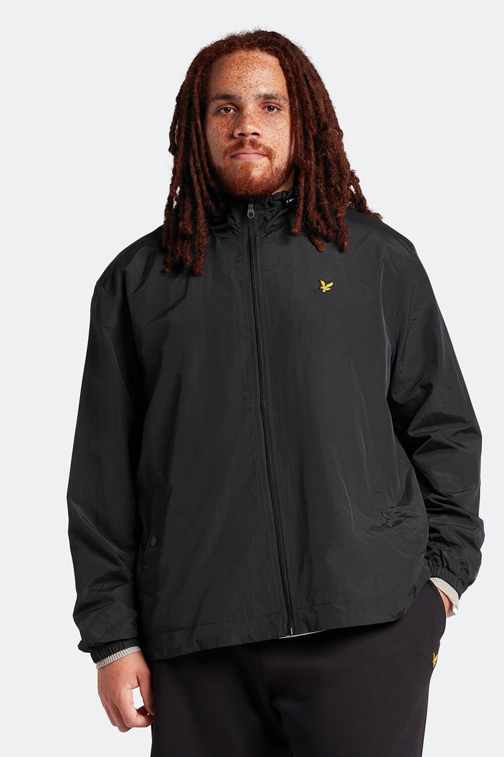 

Куртка больших размеров с капюшоном Lyle & Scott, черный