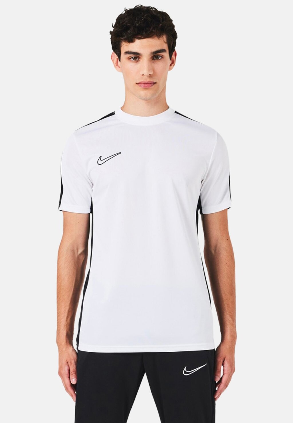 

Спортивная футболка Academy Nike, цвет white black black