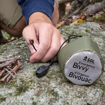 

Палатка + Свисток S.O.L Survive Outdoors Longer, цвет Od Green