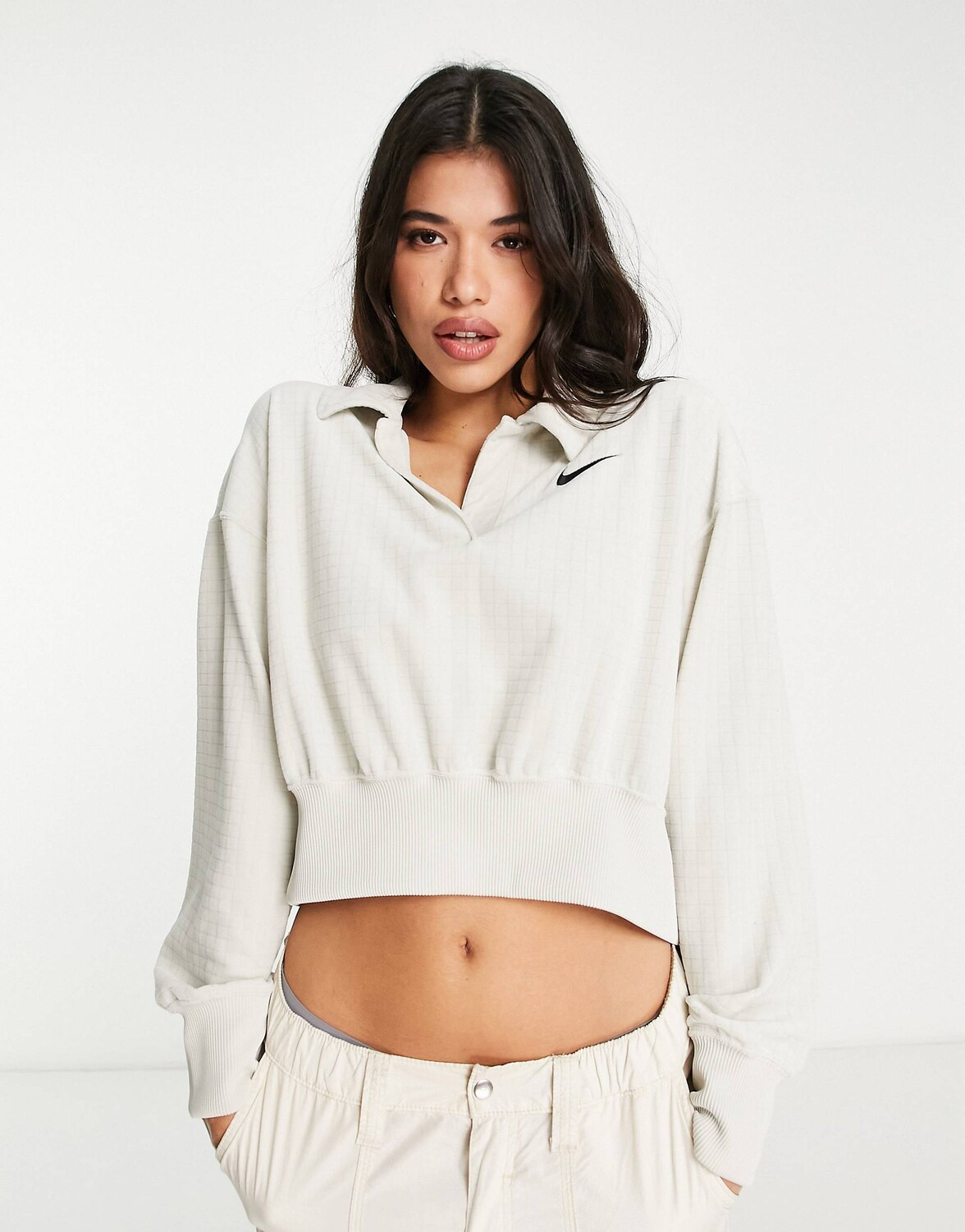 

Рубашка поло Nike Velour из светлой кости, Серый