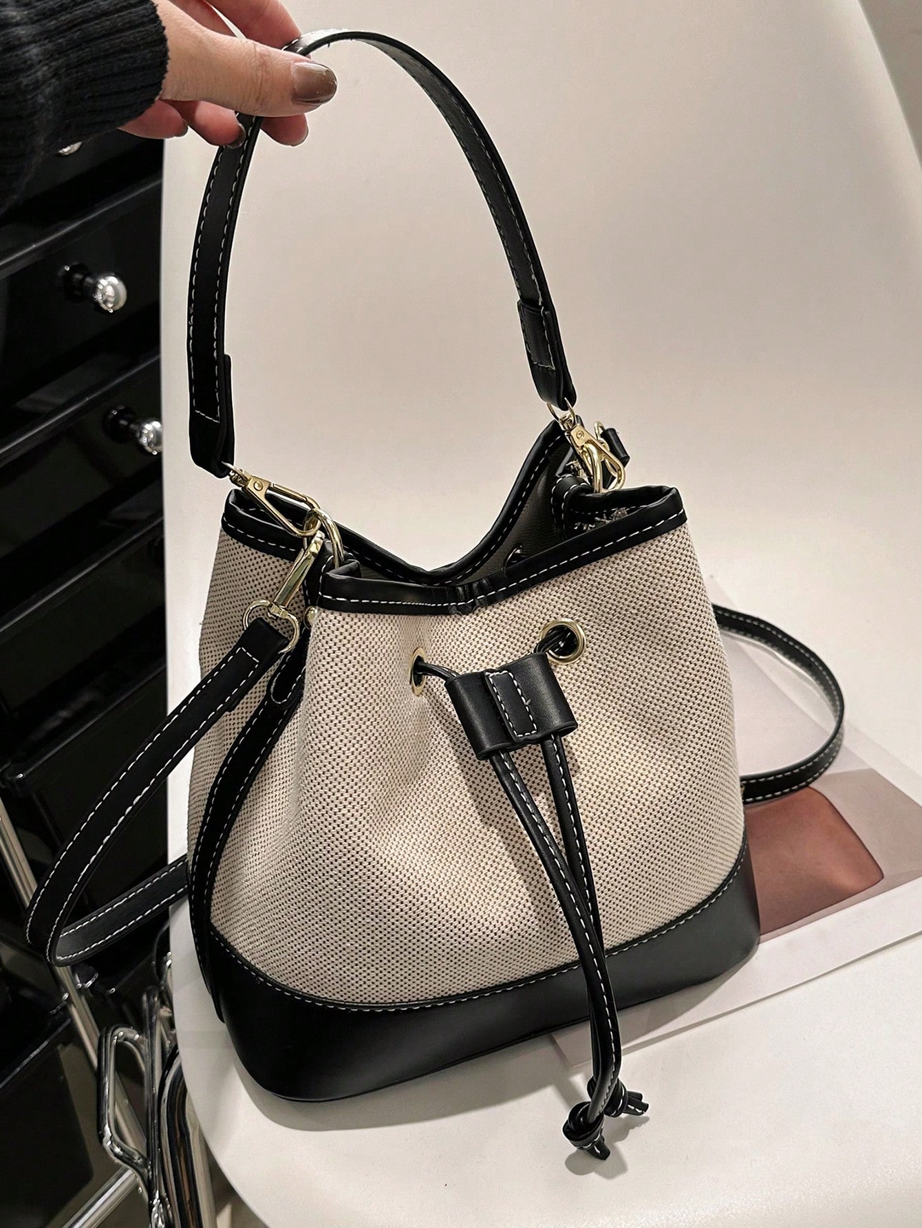 1 шт. Женская сумка из искусственной кожи с завязками, черный цена и фото