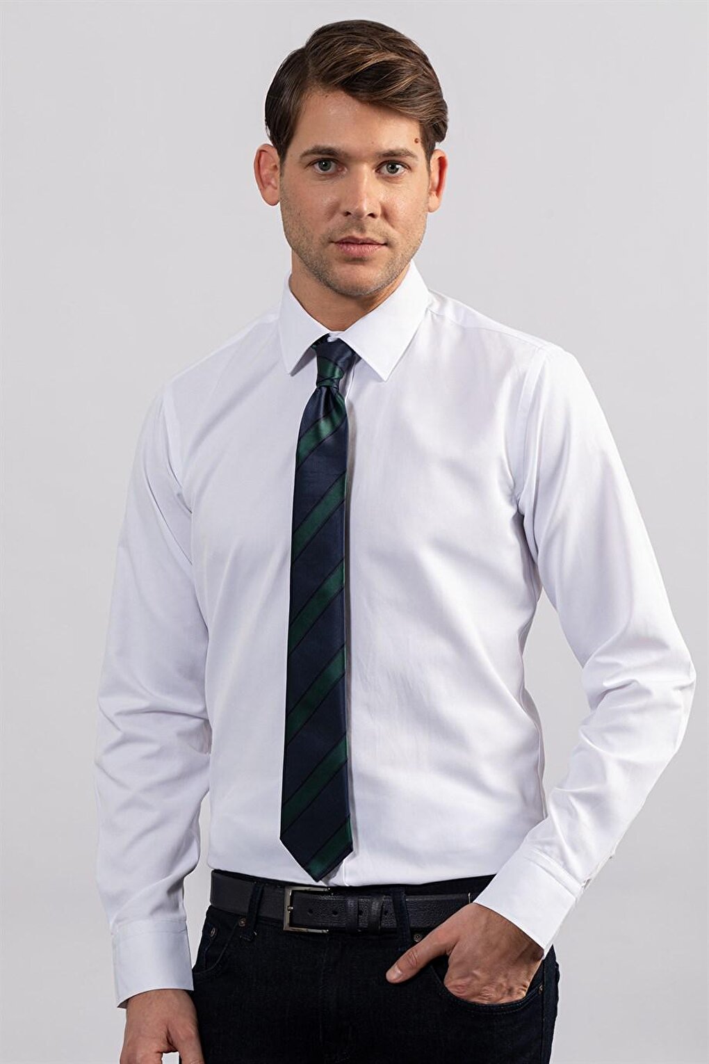 Современная приталенная мужская простая белая рубашка TUDORS