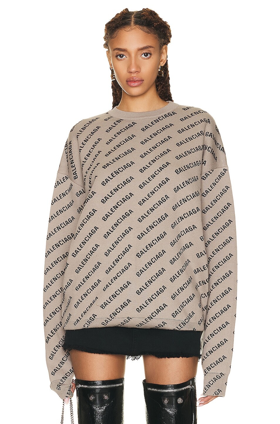 

Свитер Balenciaga All Over Crewneck, цвет Dark Beige & Black