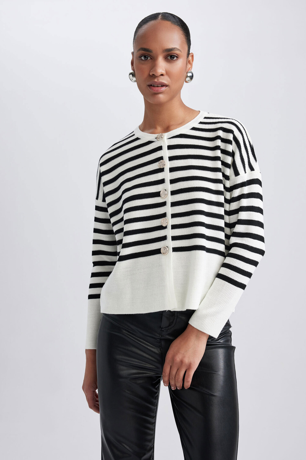 

Кардиган DeFacto Strickjacke, экрю