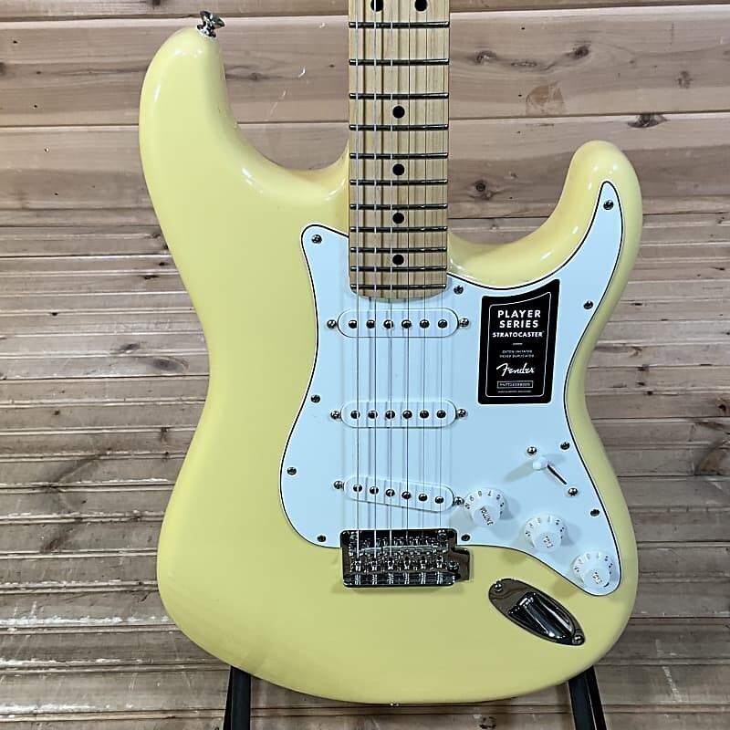 

Электрогитара Fender Player Stratocaster Electric Guitar - Buttercream