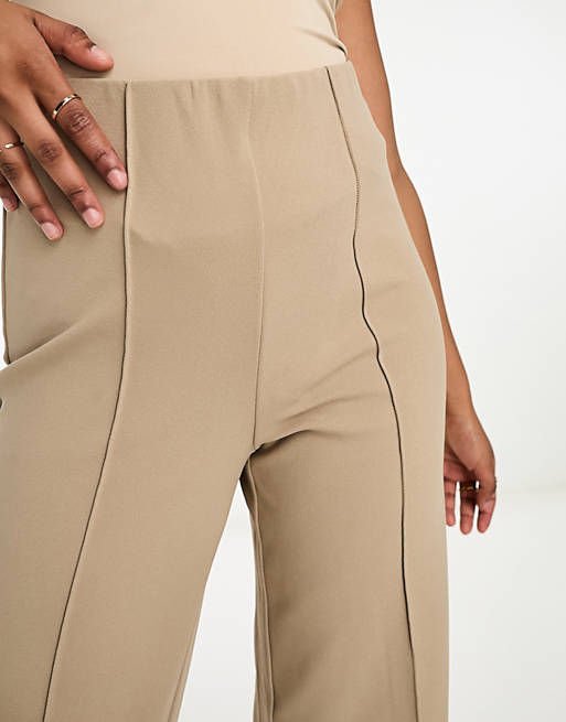 брюки с защипами бежевые lalis бежевый Бежевые широкие брюки с защипами Vero Moda