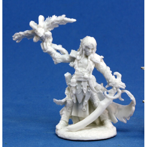 

Миниатюра Reaper Pathfinder Bones: Selthyiel, Iconic Magus