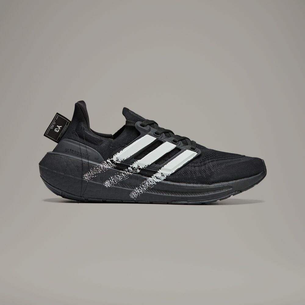 

Кроссовки Adidas Y-3 ULTRABOOST LIGHT