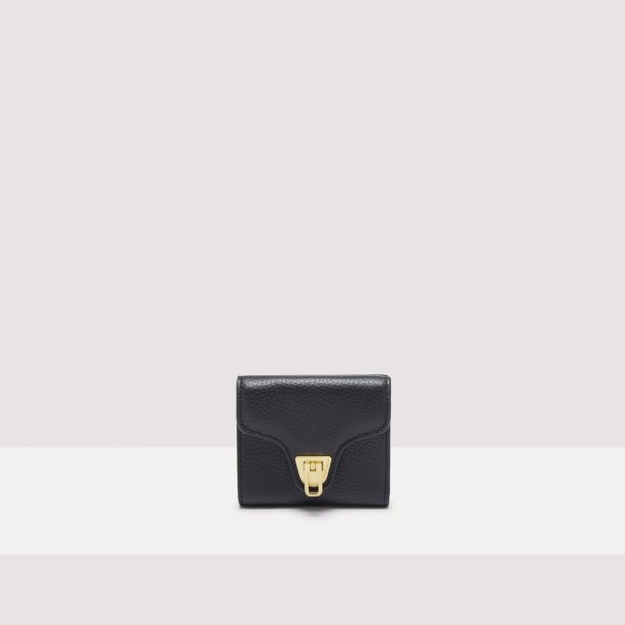 Маленький кошелек из зерненой кожи Coccinelle BEAT SOFT, черный сумка камера beat с наружным карманом и клапаном coccinelle